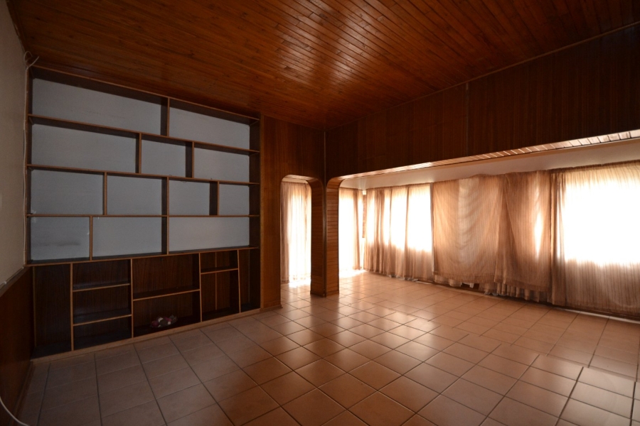5 Bedroom Property for Sale in Hennenman Free State